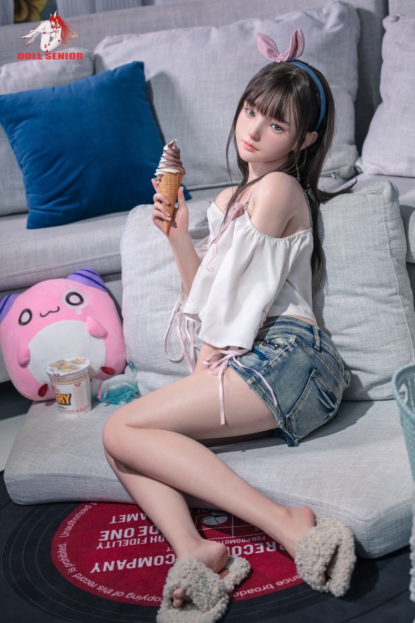 Doll Senior【Miye】148cm/4ft 10 Silicone Customizable Sex Doll - Image 3